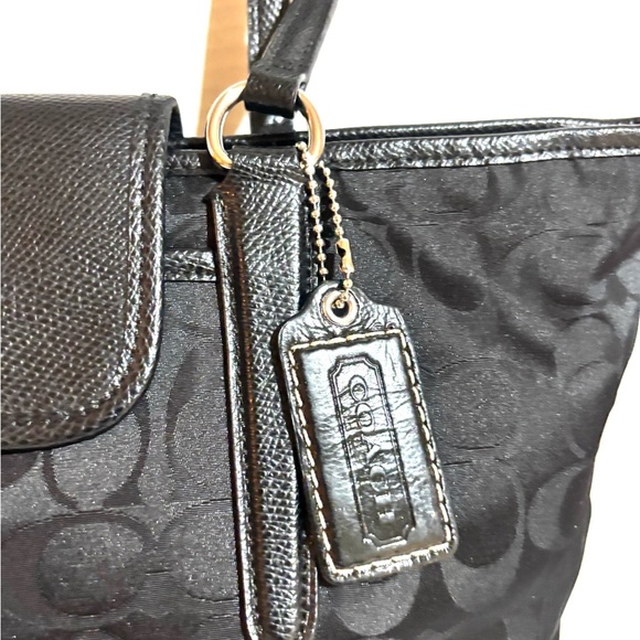 Coach Black Signature print Tote Bag - Picture 6 of 7